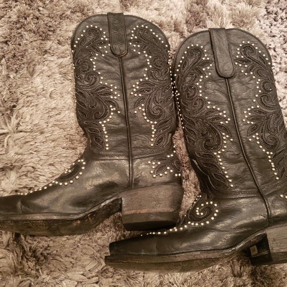 Old Gringo Black Heeled Boots with Silver Accents - Picture 6 of 12
